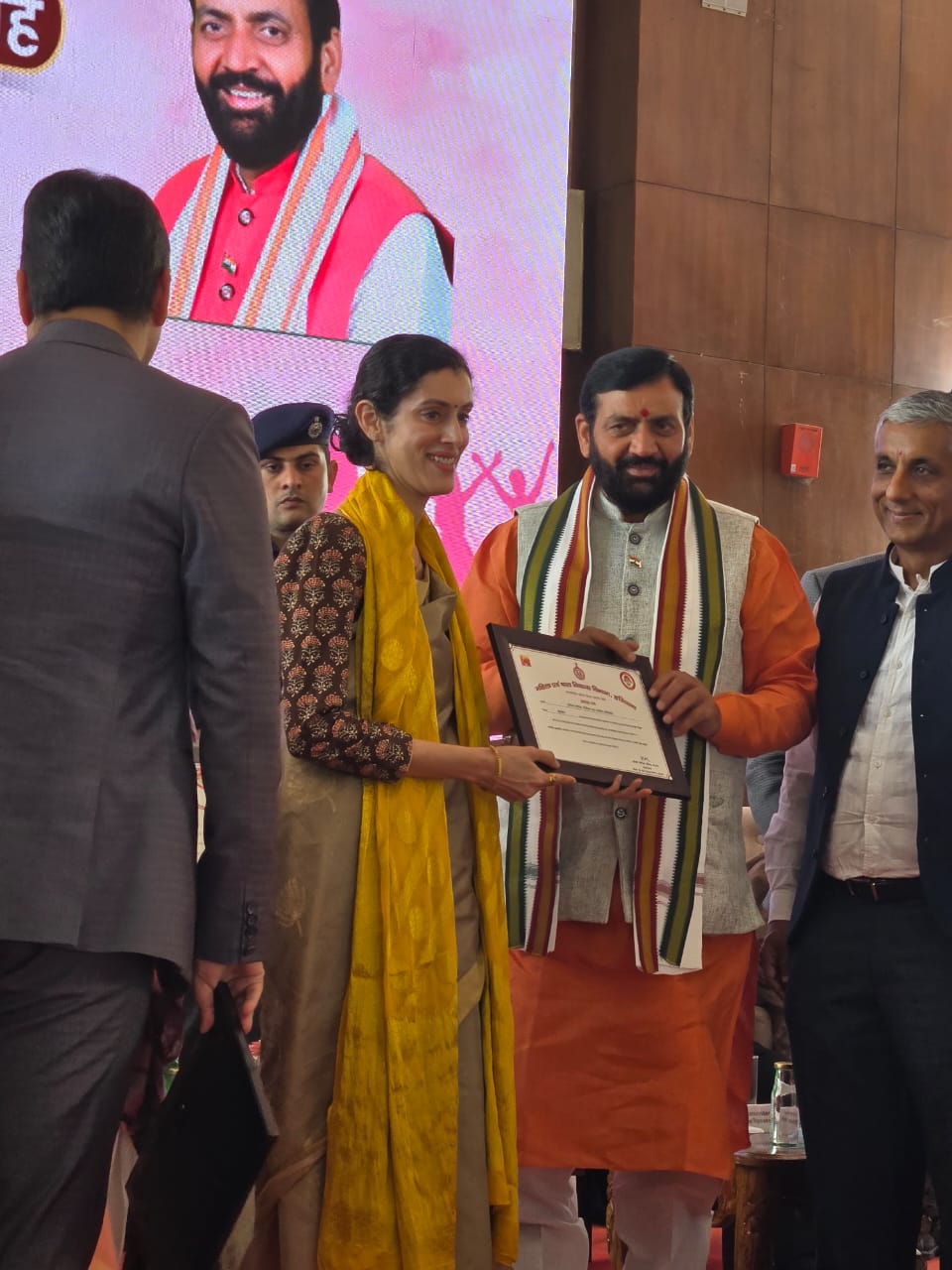 President Sarika Malik honored by CM Haryana